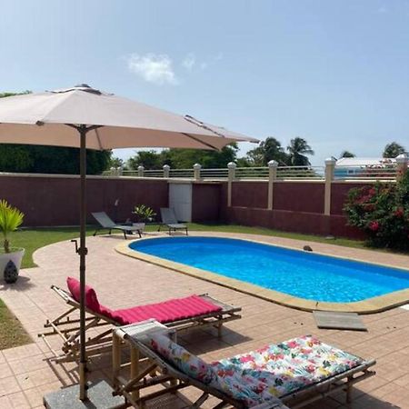 Appartement Cosy & Calme En Rez De Villa Saint-Francois  Esterno foto